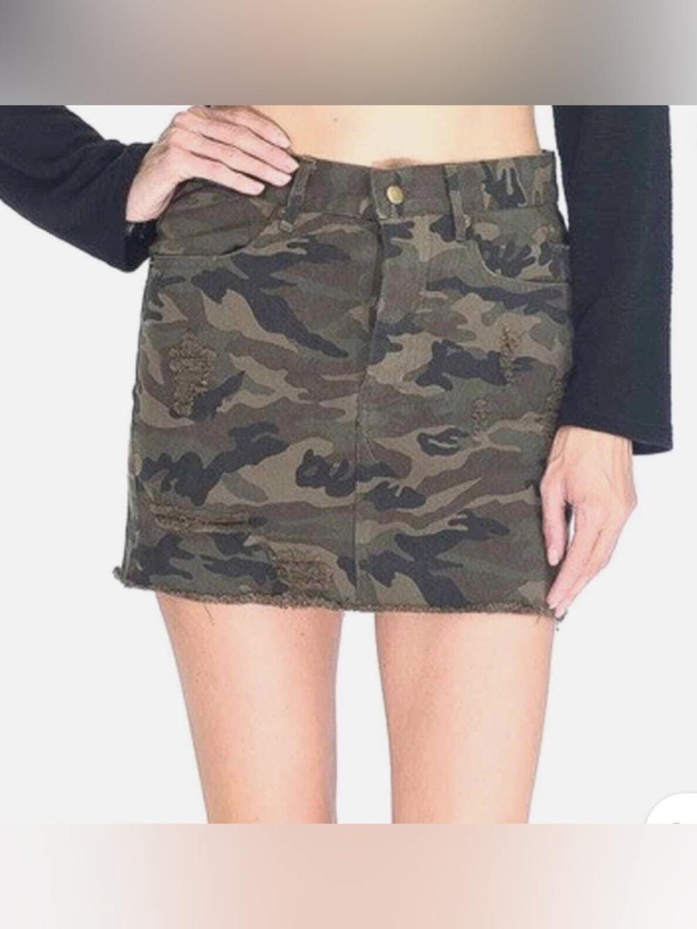 Olivaceous Camo Mini Skirt in Olive and Khaki Size Medium